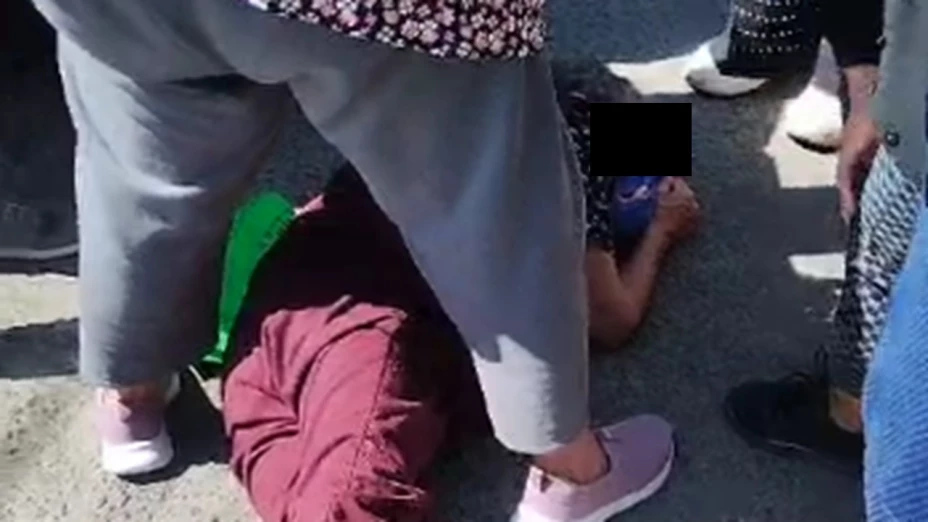 Mujer de la tercera edad herida