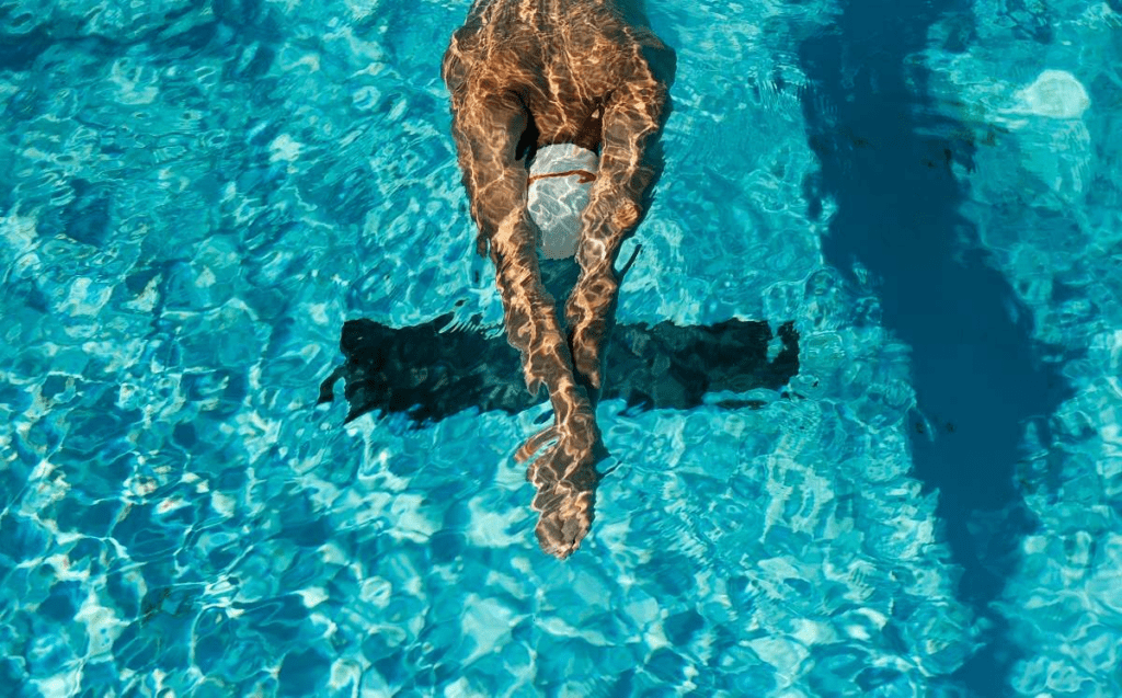 BUAP lanza curso de natación 