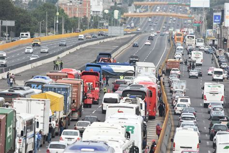 Caos vial en la autopista México-Puebla hoy 14 de febrero