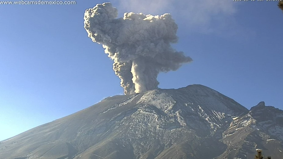 Explosión del Volcán Popocatépetl hoy 10 de febrero de 2025: impresionante columna de humo
