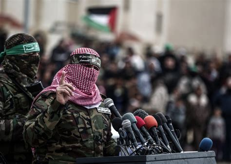 Hamás cancela liberación de rehenes y acusa a Israel