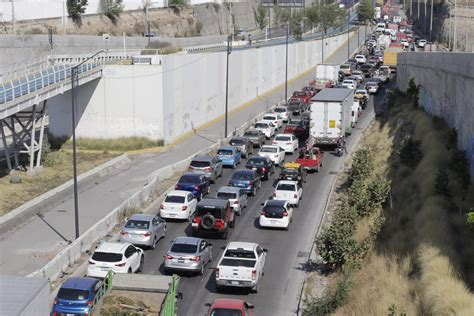 Aparatoso choque en el Periférico Ecológico de Puebla