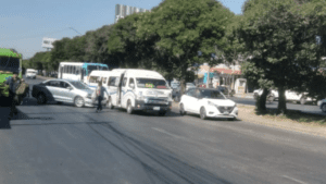 Choque en Bulevar Norte de Puebla genera tráfico y caos vial