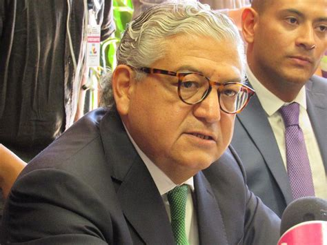 Detienen a Carlos Maldonado, extesorero de Silvano Aureoles