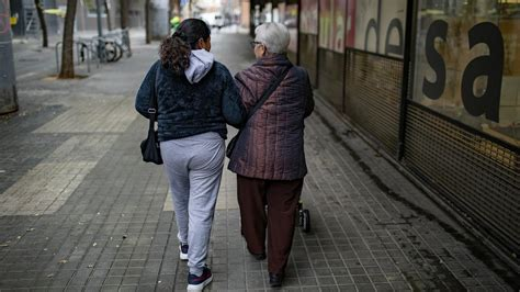 Mujer intoxica a adulto mayor y le roba 100 mil pesos en Puebla