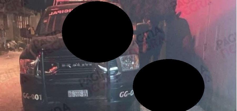 Sicarios acribillan y matan a dos policías municipales en Puebla
