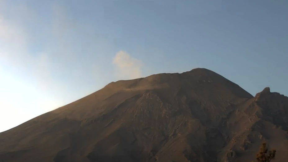 Popocatépetl mantiene actividad estable con más de 180 minutos