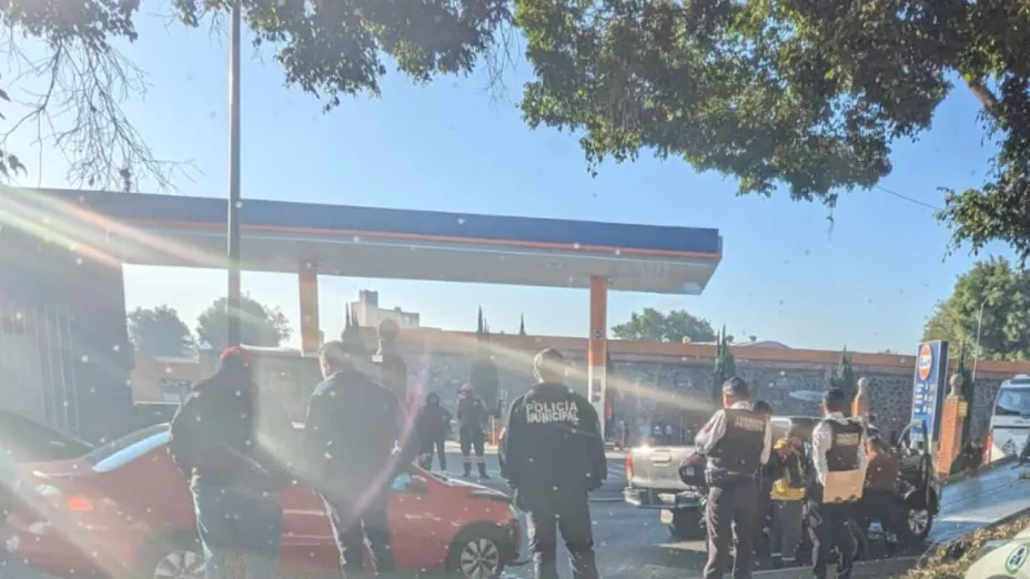 Choque en la 11 Norte de Puebla provoca tráfico intenso