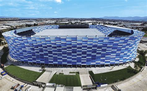 Gobierno de Puebla recupera control del estacionamiento del Estadio Cuauhtémoc tras seis años de manejo por la UPVA “28 de Octubre”