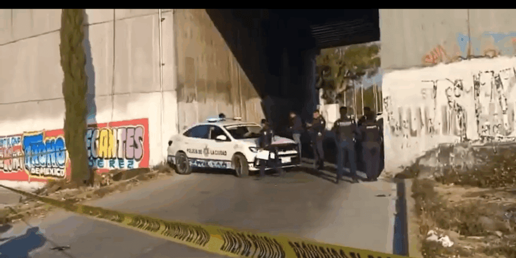 Hallan cuerpo emplayado bajo puente de Xonacatepec; investigan posible ajuste de cuentas