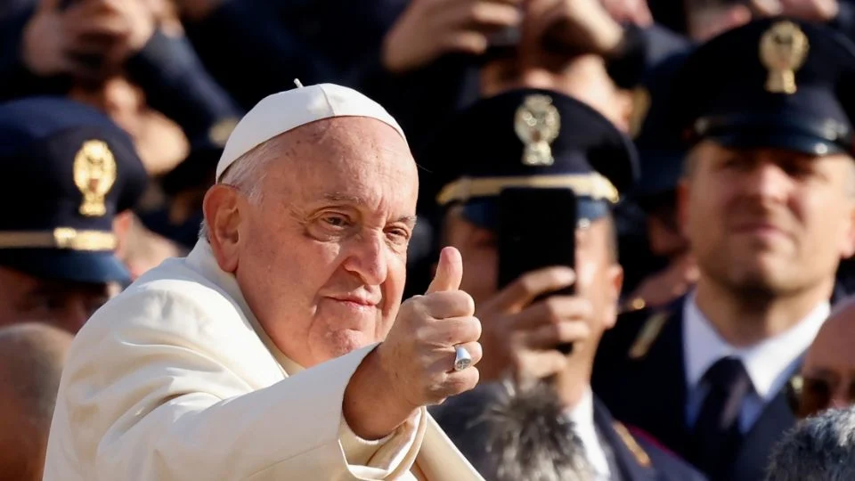 Papa Francisco dona sus últimos ahorros a reclusos de Roma
