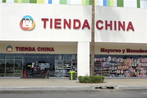 Clausura de tiendas chinas deja 100 trabajadores sin empleo