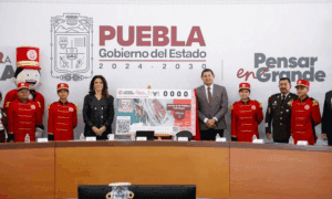Lotería Nacional presenta billete conmemorativo del 5 de Mayo