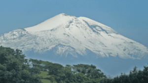 ¿Por qué el Pico de Orizaba Podría Despertar? Científico de la UNAM Advierte sobre su Actividad