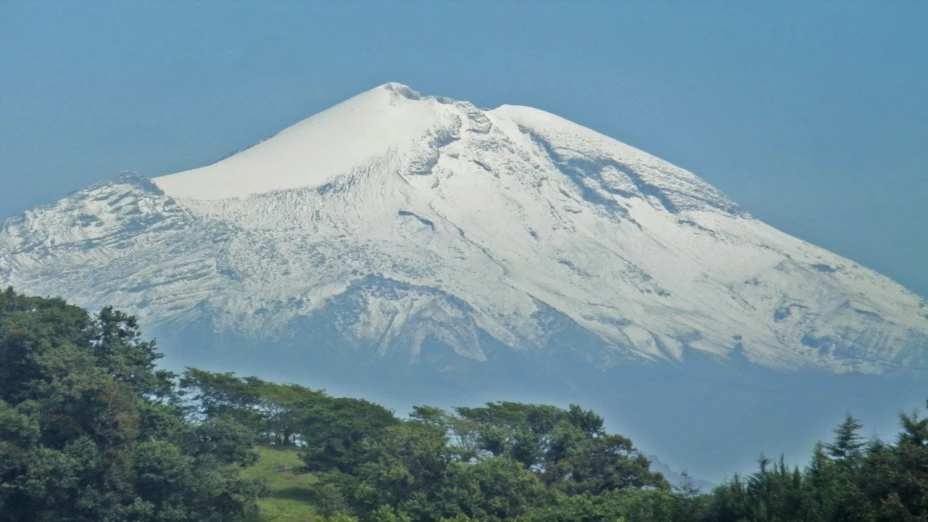 ¿Por qué el Pico de Orizaba Podría Despertar? Científico de la UNAM Advierte sobre su Actividad
