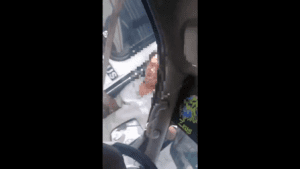 Puebla: Conductor del transporte público amenaza con machete