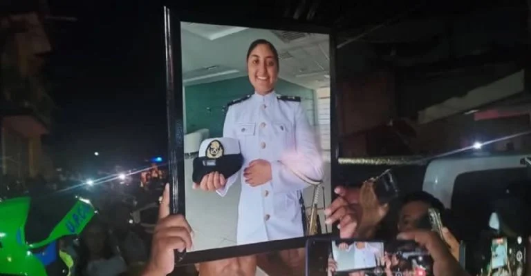 “Mi hija es un orgullo para México”: despiden con honores a la cadete América Yamilet en Xalapa