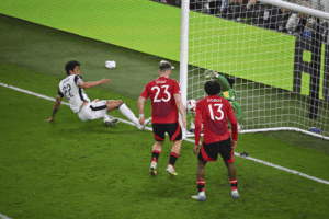 El Tottenham conquista la Europa League tras vencer al Manchester United con un autogol en una final para el olvido