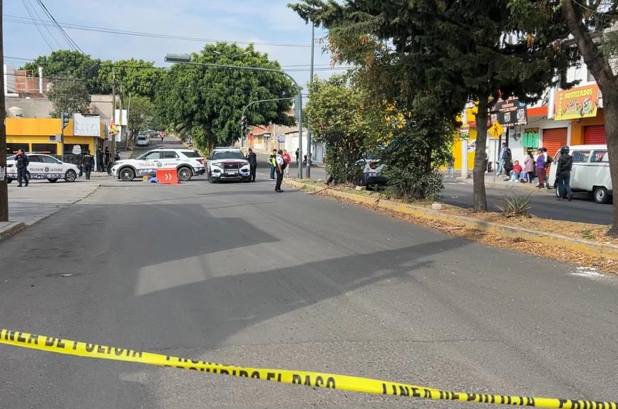 Mujer muere atropellada por transporte público en la 2 Sur