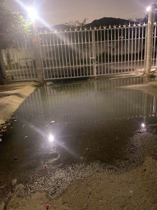 Mueren dos trabajadores tras caer en drenaje sanitario en Zinacatepec