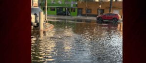 Megafuga de agua provoca caos en Venustiano Carranza