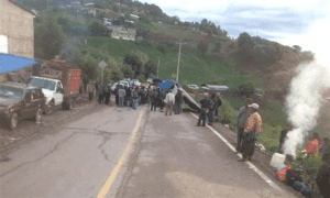Cierre de la carretera Tlapa–Puebla afecta a comunidades