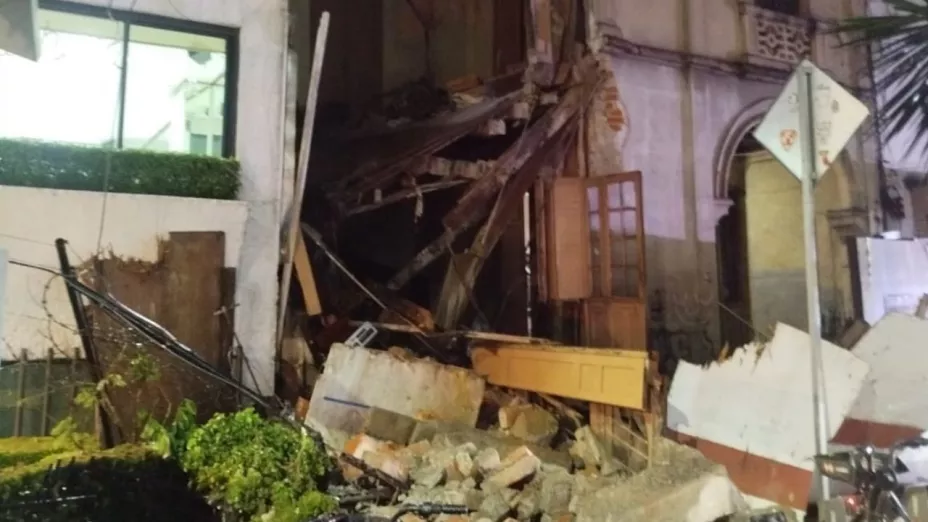 Se desploma edificio en la CDMX tras intensas lluvias