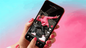 Anuncios de TikTok que contaminan