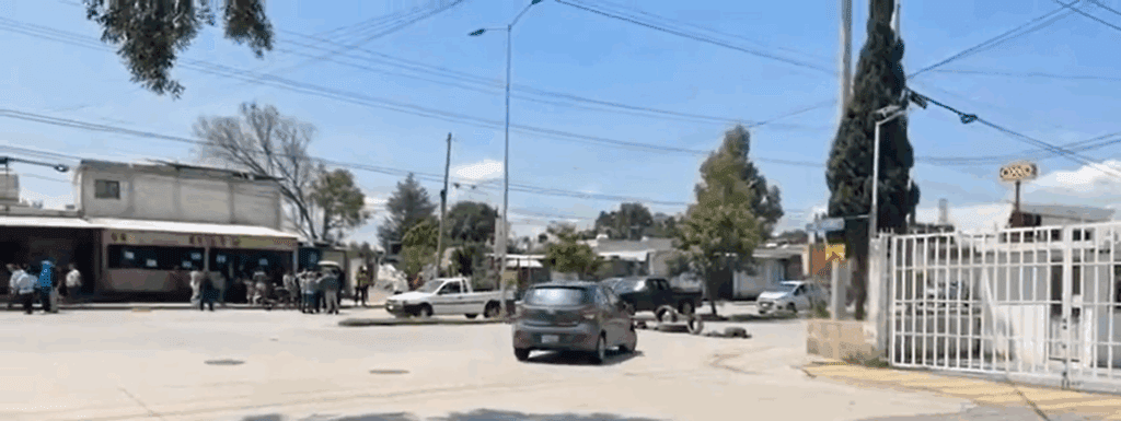 ¡Precaución! Cierre vial en bulevar Carmelitas en Puebla