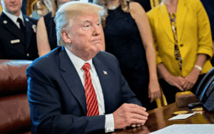 ¿Guerra comercial en puerta? Trump rompe negociaciones con Canadá