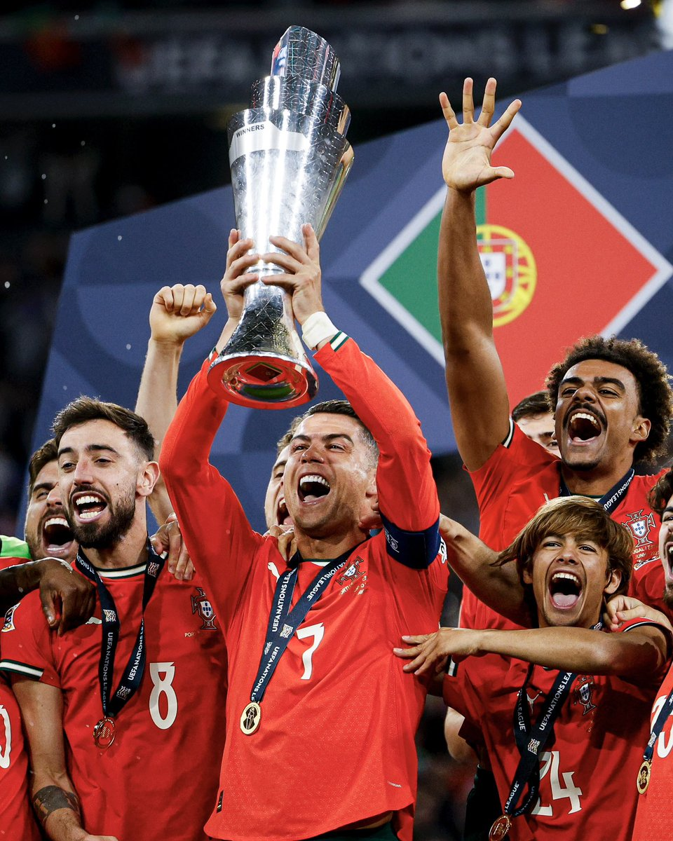 Cristiano Ronaldo lidera a Portugal al título