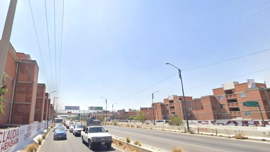 Choque en la 11 Sur provoca tráfico hoy 10 de junio
