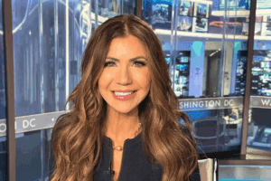 Kristi Noem acusa a Claudia Sheinbaum de incitar protestas