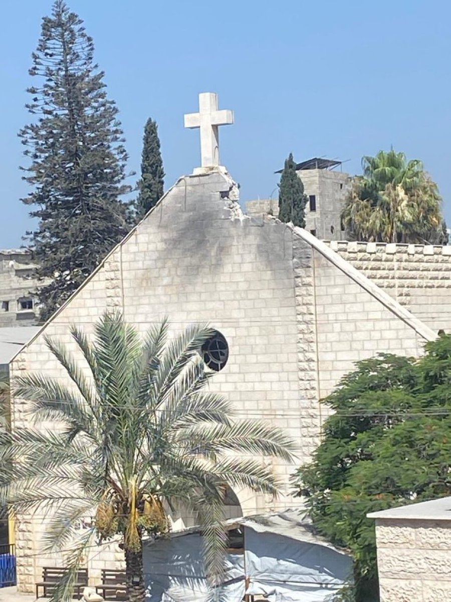 Israel bombardea la única iglesia católica en Gaza