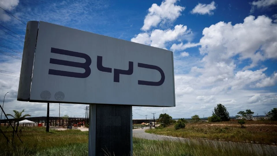BYD frena construcción de planta en México por incertidumbre