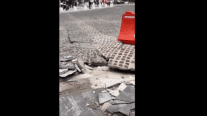 Se hunde Avenida Juárez a menos de un año de su rehabilitación
