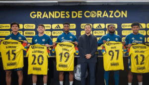 América presenta a sus cinco refuerzos para el Apertura 2025